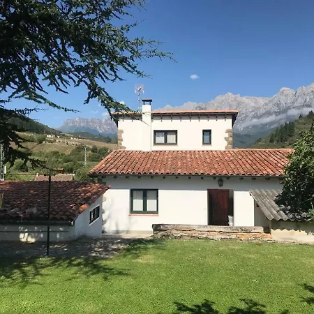 Сasa de vacaciones House